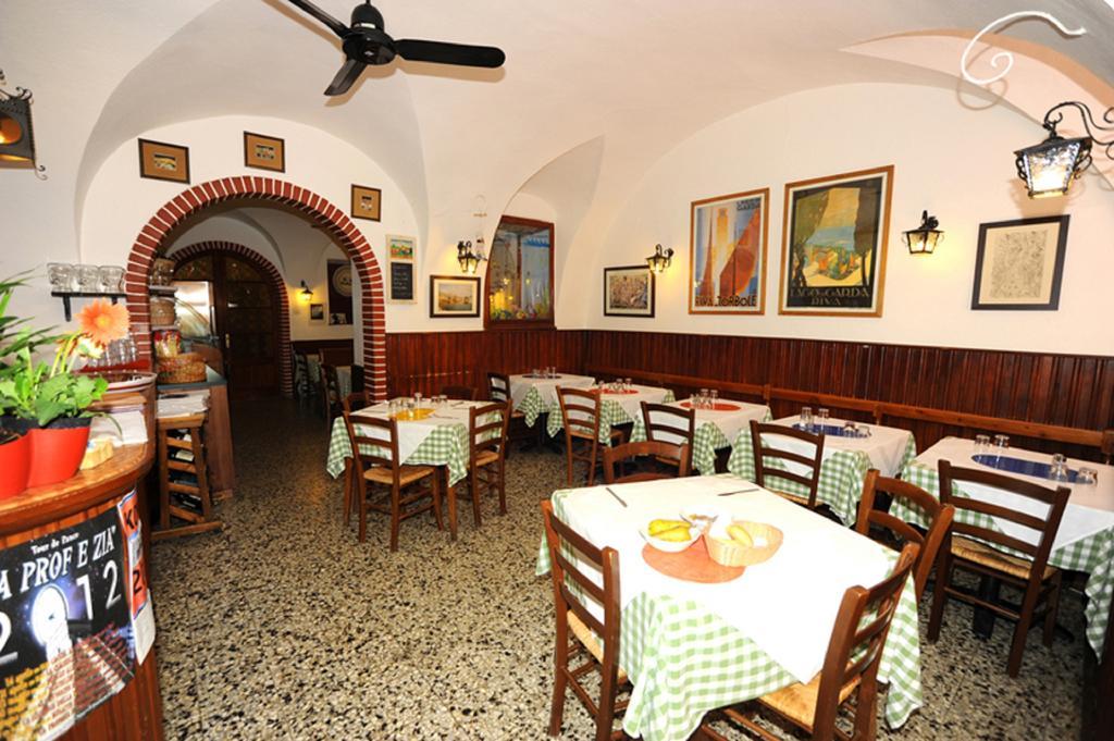 Albergo La Montanara Riva del Garda Eksteriør billede