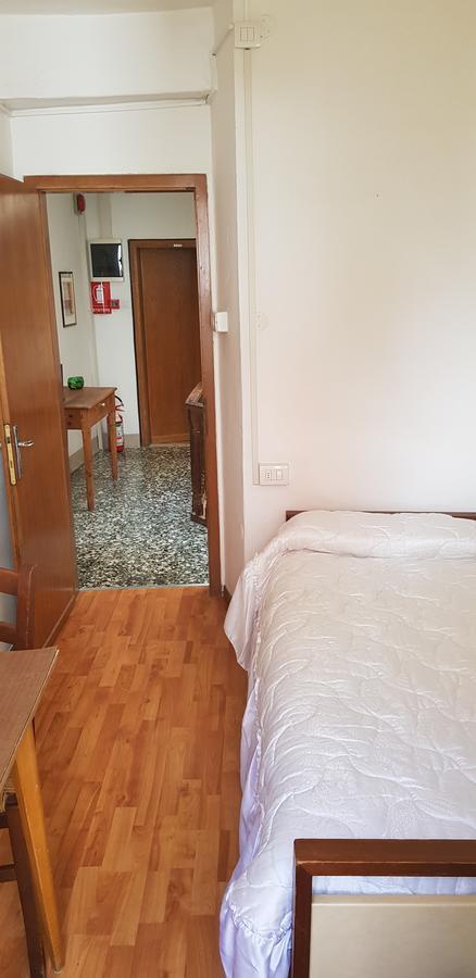 Albergo La Montanara Riva del Garda Eksteriør billede